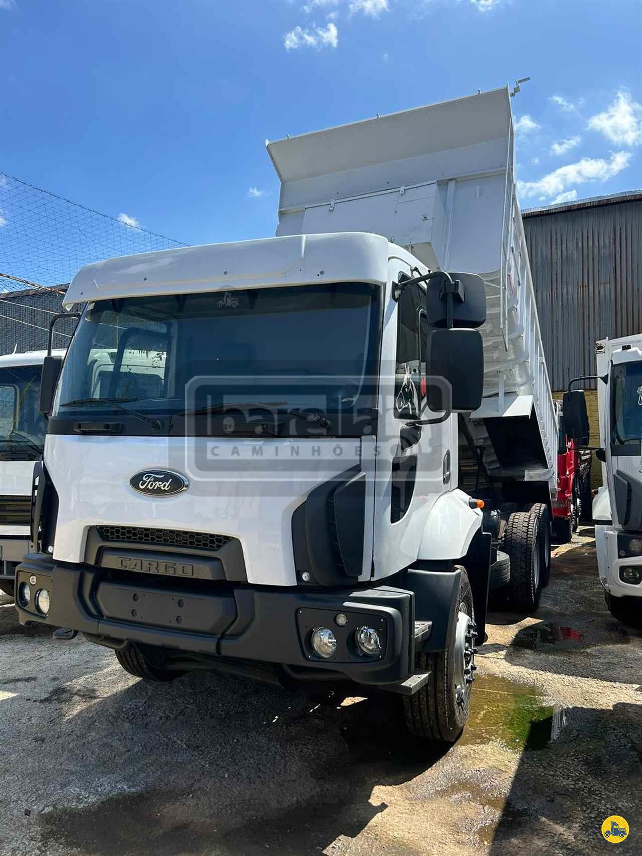 CAMINHAO FORD CARGO 3133 Caçamba Basculante Traçado 6x4 Barella Caminhões OSASCO SÃO PAULO SP